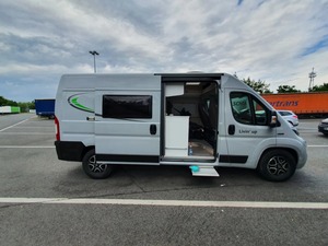 Nueva Autocaravana de Lujo 4x4 para Exteriores, Remolque, Caravana, Mini Caravana, Autocaravana, Camping, Acero Inoxidable, EURO 5/6 - Product Image 5