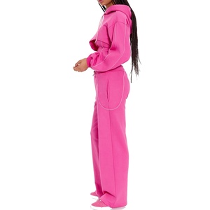 Conjunto Deportivo de Alta Calidad Hecho a Medida para Hombre, Estilo Urbano, Lavado Ácido, Diseño Moderno y Ecológico, 100% Algodón - Product Image 2