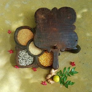 Caja Masala de madera con acabado antiguo con múltiples compartimentos para la organización diaria de especias en la cocina - Product Image 2