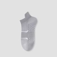 Chaussettes de sport en coton avec logo personnalisé Chaussettes de compression à la cheville pour hommes Fabricant Vente en gros Football Football Course à pied Cyclisme Basketball