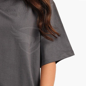 T-shirt surdimensionné confortable en matériau durable T-shirt surdimensionné de coupe ajustée Vêtements de vêtements T-shirt surdimensionné - Product Image 5