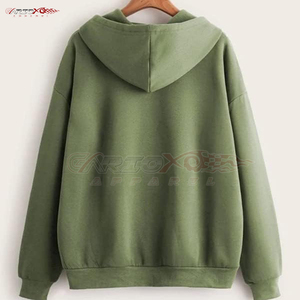 Sweat à capuche zippé Slim Fit pour femme avec matériau en polyester respirant et finition propre Sweat à capuche respirant pour femme - Product Image 5