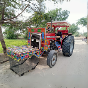 Potencie su granja con el tractor Massey Ferguson MF 375 que ofrece potencia y precisión de 75HP para un funcionamiento fiable - Product Image 2