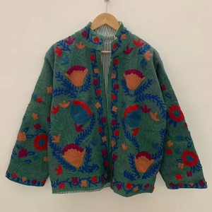 TNT Veste brodée Suzani faite à la main Veste courte en velours avec broderie florale Bomber Suzani Veste pour femmes - Product Image 1