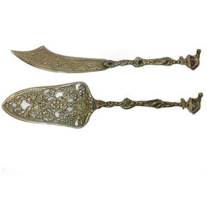 Suministros indios personalizables Cuchillo de pastel de acero inoxidable de metal de diseñador único con juego de servidor de pastel para fiestas y bodas - Product Image 6