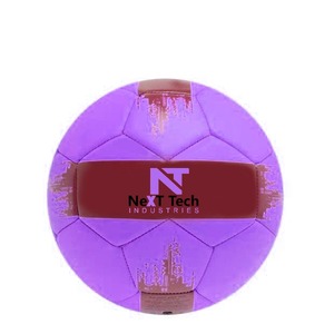 Ballon de football d'entraînement Next Tech Industries en matériau PU pour l'entraînement avec design personnalisé et logo personnalisé - Product Image 4