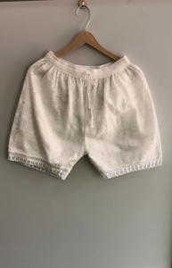 Viaan กางเกงขาสั้นผ้าฝ้ายแบบพอดีตัวสำหรับผู้หญิง, กางเกงขาสั้นเอวสูงแบบไม่สมมาตรมีเชือกผูกเอวระบายอากาศได้ดี - Product Image 2