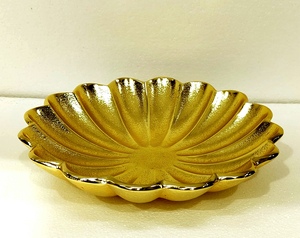 Gold Finish Art Deco Aluminum <b>Tray</b> Leaf Style Decorative Center Table <b>Tray</b> with <b>Plant</b> Pattern Handicraft Metal Design - Product Image 2