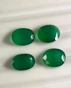 พลอยมรกตธรรมชาติจากแซมเบีย 4 ชิ้น รูปทรงวงรี สีเขียว - Product Image 3