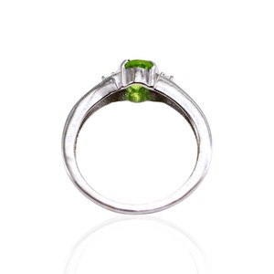 Tự nhiên Peridot Solitaire chị Nhẫn trong sterling bạc cho đám cưới đính hôn hoặc quà tặng đồ trang sức - Product Image 4