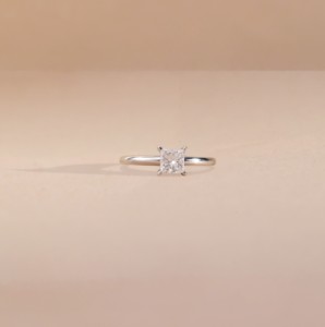 Anillo de Moissanita de Corte Brillante Redondo de Lujo de la Mejor Calidad, Anillo de Novia Clásico para Mujer, Chapado en Oro de 14K, Anillo de Diamantes con Certificado IGI - Product Image 1