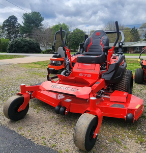 Tondeuse autoportée Gravely Pro-Turn 672 à prix abordable, 72 pouces, robuste, prête à l'expédition par le fournisseur - Product Image 1