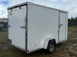 Remolque de Carga Cerrado de 6X12 con Capacidad de Carga de 7000 lb para Contratistas y Empacadores que Necesitan Seguridad, Compacto, Resistente y Fácil de Remolcar - Product Image 3