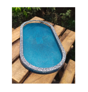 Plateau de service en résine époxy avec poignée Plateau décoratif pour petit-déjeuner Plateau de service en résine époxy à prix abordable - Product Image 1