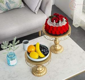 Base Decorativa para Pastel de Metal con Soporte Resistente, Ecológica, Personalizable en Color y Forma, Apta para Lavavajillas, para Pasteles de Bodas y Eventos - Product Image 6