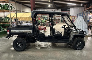 Tractor de Ruedas G-A-T-O-R XUV 825I S4 de 30HP Usado en 2012 con Bomba de Motor y Caja de Cambios, Listo para Enviar - Product Image 3