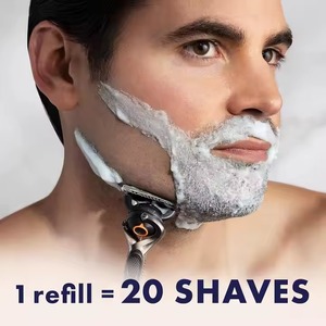 Gillette ProGlide Recharges de rasoir pour homme, rasoir à 5 lames pour un rasage de près, avec tondeuse de précision 12 recharges de lames de rasoir - Product Image 6