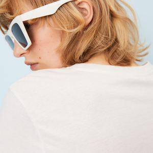 Fabricación al por mayor diseño de logotipo personalizado precio barato verano nueva moda mujeres camisetas - Product Image 4