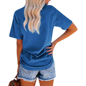 T-shirt pour femme, surface en textile aérien, profil lisse, mouvement doux, respirant, forme légère, cadre décontracté, ajustement quotidien en plein air - Product Image 4