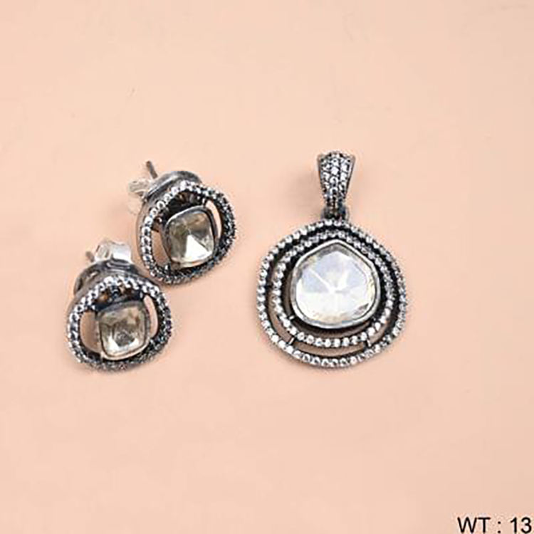 Antique/Oxidised Polished