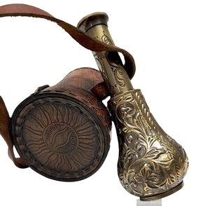Télescope d'extérieur portable en laiton massif de style pot antique Style de designer unique avec étui en cuir Pirate Spyglass - Product Image 1