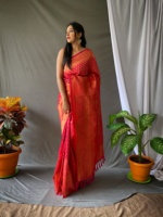 Sarees en soie Pure Kanjivaram Produit à tisser doux original Superbe jacquard en or antique pour vêtements de fête