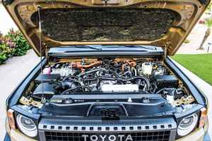 2024 T o y o t a L a n d C r u i s e r Primera edición 4WD a tiempo completo, diferenciales centrales y traseros de bloqueo - Product Image 2