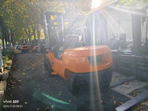 Japanese Cheap Price 5ton T50 <strong>Used</strong> <strong>Forklift</strong> Mini Secondhand <strong>Forklift</strong> <strong>Used</strong> <strong>Forklift</strong> With Low Operating Hours - Product Image 2