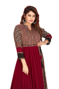 Kurti long en georgette brodé pour femmes indiennes, vêtements ethniques, robe/robe indienne brodée - Product Image 3