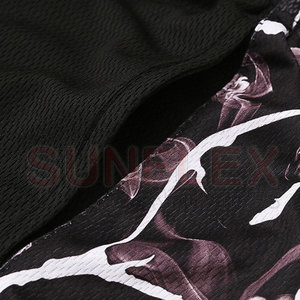 Shorts de football respirants et légers, design unique, grandes tailles, logo personnalisé, noms d'équipes, 100 % polyester, vêtements de football à marque privée - Product Image 6