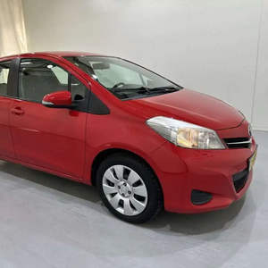 Corolla 2022 Usado, Automático, Hatchback, Interior Oscuro, Motor 4.5L, Asientos de Cuero, Techo Corredizo, Luces LED, Control de Crucero, Híbrido, Sedán - Product Image 2