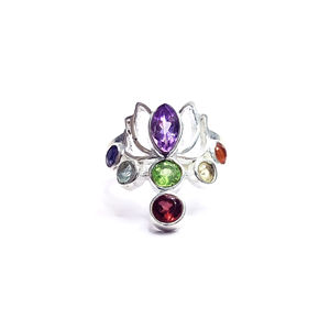 Anillo de Flor de Loto con Chakra, Plata de Ley, con Múltiples Piedras Preciosas, Joyería Espiritual para Mujer, Colección de Diseñador Hecha a Mano, PLATA DE JAIPUR - Product Image 1