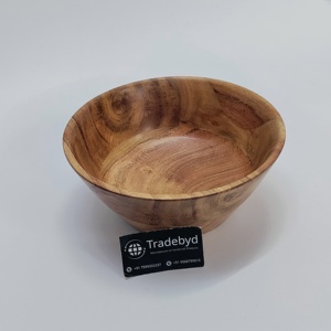 Cuenco redondo de madera de acacia hecho a mano y sostenible perfecto para servir aperitivos, ensaladas o frutas en casas o restaurantes - Product Image 1