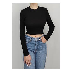 T-shirt Crop da donna con girocollo a coste nere a maniche lunghe