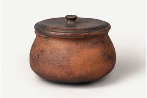 Marmite vintage avec couvercle en métal noir chauffe-plats pour l'extérieur, la maison et l'hôtel en vente en gros - Product Image 6