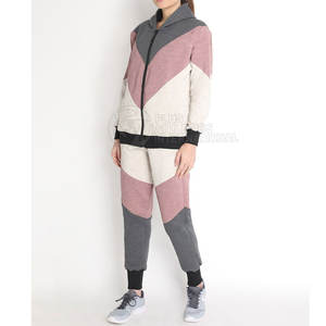 Conjuntos Deportivos de Dos Piezas para Mujer al por Mayor, Pantalones Personalizados, Diseños de Chándales para Correr - Product Image 3