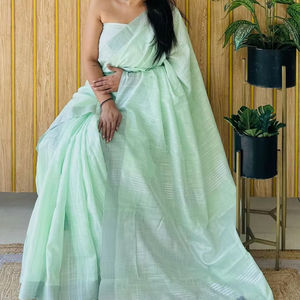 Magnifique Blouse en Faux Georgette de Soie Gaufrée à Motif Floral avec Bordure Jari, Élégante, Style Ethnique, Bandana, Saree, Écologique - Product Image 1