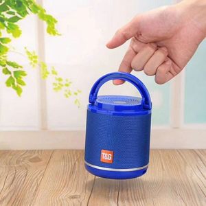 Altavoz Bluetooth T&G TG518 con Radio FM, Luces LED, Micrófono, Alimentado por Batería, Carcasa de Plástico, Azul - Product Image 2