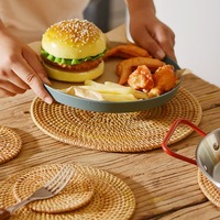 2023 Offres Spéciales moderne rond en rotin tissé à la main écologique napperon taille personnalisée accessoires de cuisine fabriqués au Vietnam