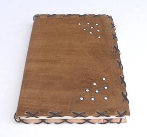 Diario de Cuero Genuino Vintage, Cuaderno Personalizado de Cuero Crazy Horse, Cuaderno Recargable, Diseño de Viaje Hecho a Mano - Product Image 2