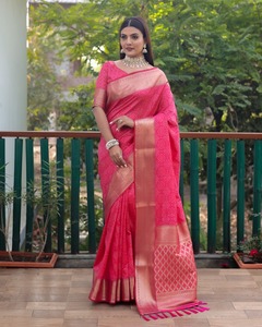 Nuevo Diseño de Deslumbrantes Saris de Seda Bandhej Patola con Bordes Kanchi y Bordes de Tejido Zari en Contraste, Muy Hermosos - Product Image 5
