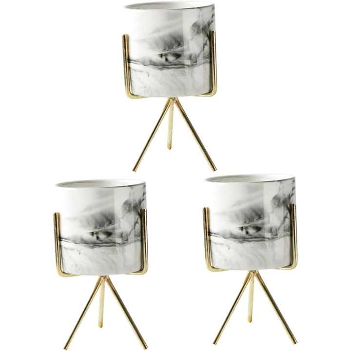 Modern Design Hammered Gold Plated Flower Planter Pot with Stand High End Quality Brass Plating Finishing Gold Flower Vaser