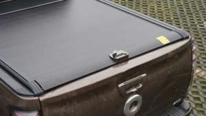 Universal Offroad Style <span class=keywords><strong>4x4</strong></span> Pickup Accessoires Tonneau Cover Roller Hard Lid Bed Cover Manual Electrical Waterproof Bed Cover - Product Image 3