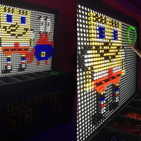 Mur interactif géant à LED lumineuses, Tableau de pixel art coloré, Jeux de carnaval, Activation de marque, Location pour événements, Divertissement pour fêtes