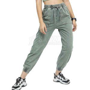 Joggers lavados con ácido para mujer hechos con materiales de alta calidad fabricados en Pakistán para un aspecto de moda único - Product Image 1