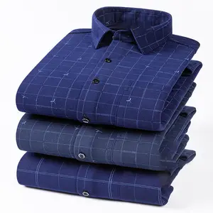 Chemises chaudes sans couture pour hommes avec logo personnalisé OEM pour l'automne et l'hiver, ainsi que des chemises amples épaissies en velours