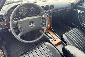 Mercedes-Benz 450SL V8 de 1978, Usado, en Buen Estado, Techo Rígido del Mismo Color, Mayormente sin Modificaciones - Product Image 4