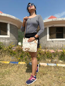 กระเป๋าสะพายพาดลำตัวหนังวัวแท้สำหรับผู้หญิงกระเป๋าสะพายข้างหนังวัวแท้สไตล์ตะวันตก - Product Image 3