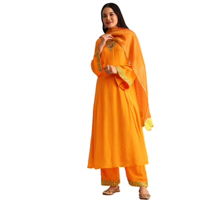 Conjunto de gasa bordada naranja Kurta Palazzo, venta al por mayor de Ropa Étnica para mujer, proveedor de fábrica OEM, traje de fiesta de boda personalizado - Product Image 3