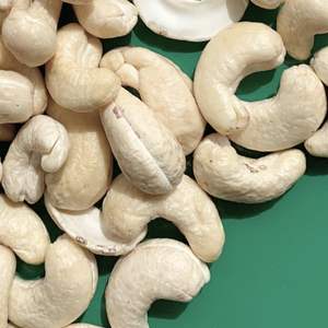 Anacardos crudos de Vietnam directamente de fábrica, anacardos W180, anacardos Ww320 Ww240 con embalaje personalizado - Product Image 1